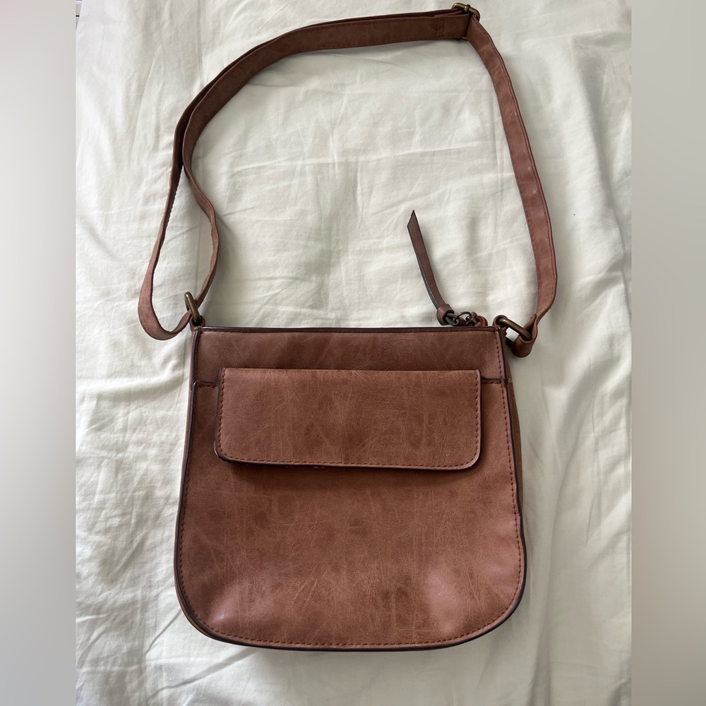 Elegant Brown Shoulder Bag